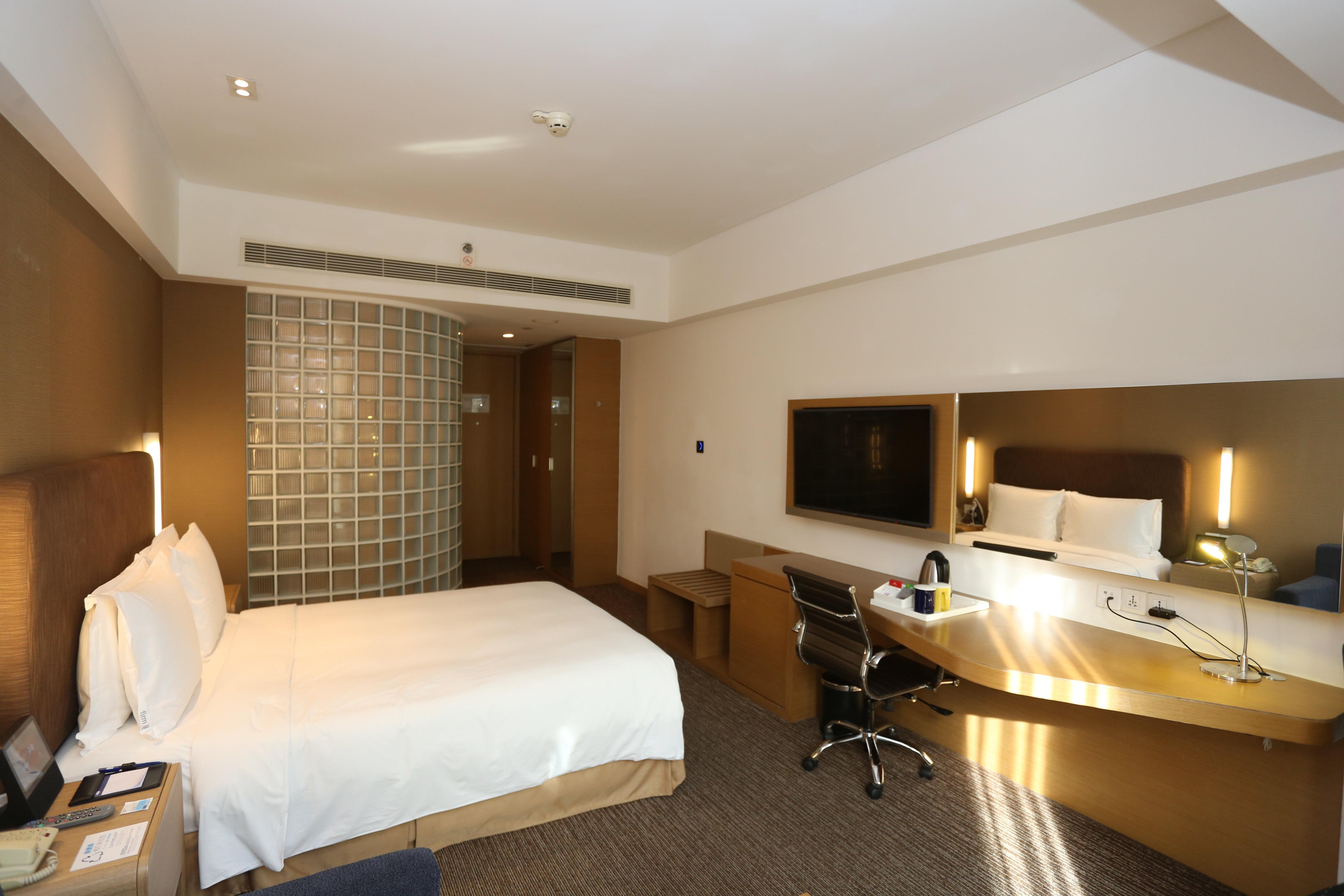 Holiday Inn Express Shanghai Jinsha By Ihg מראה חיצוני תמונה