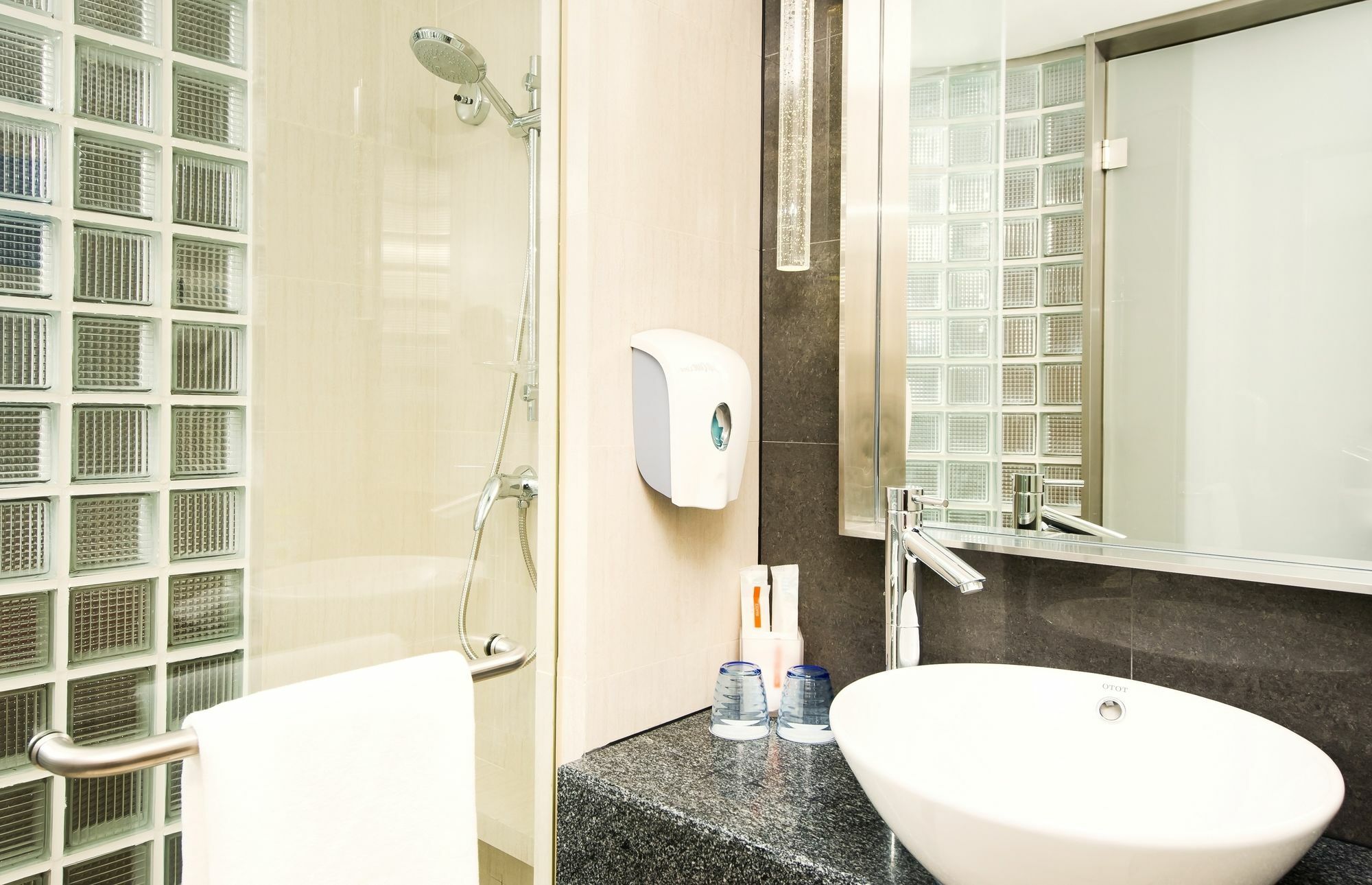 Holiday Inn Express Shanghai Jinsha By Ihg מראה חיצוני תמונה